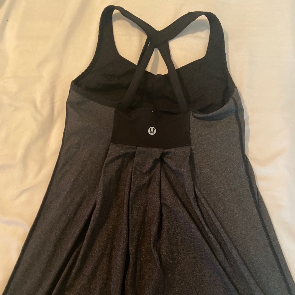 Lulu lemon top